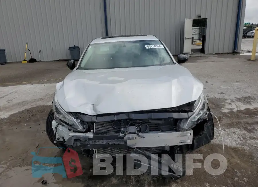 1N4BL4CV4KC216441 Photo# 5