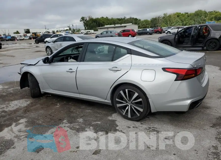 1N4BL4CV4KC216441 Photo# 2