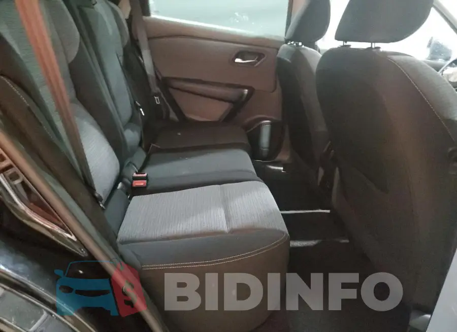 5N1BT3BA6PC833121 Photo# 11