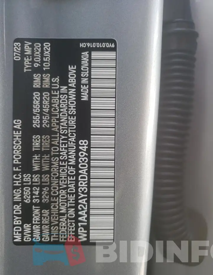 WP1AA2AY3RDA03948 Photo# 12