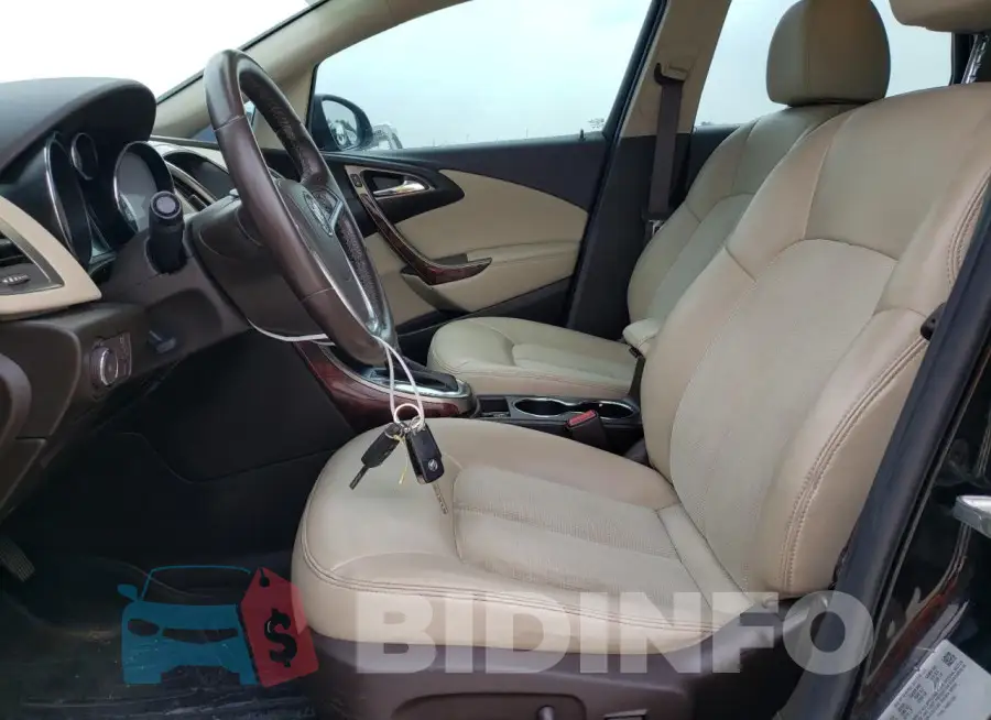 1G4PW5SK6G4176798 Photo# 7