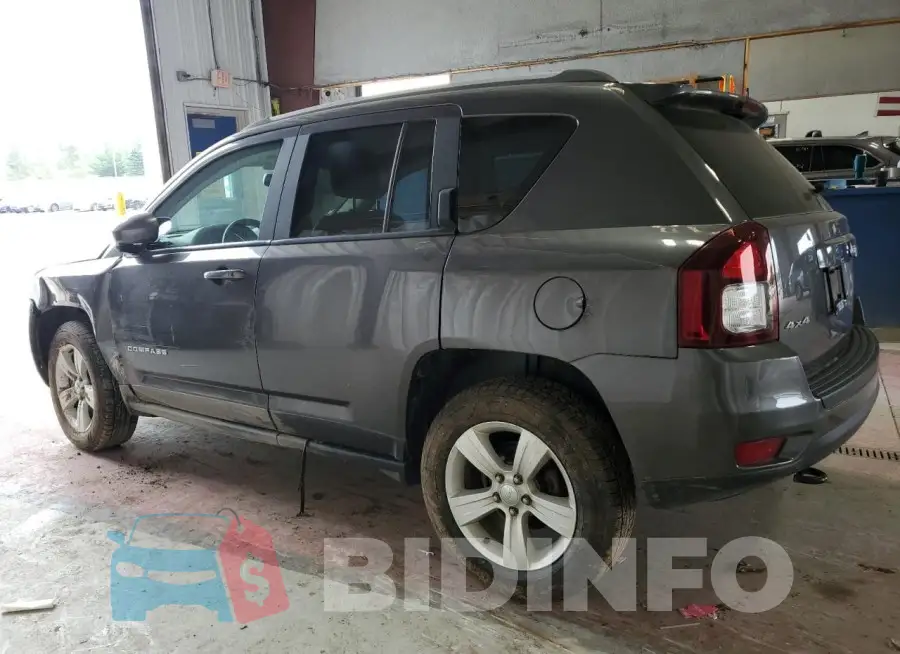 1C4NJDEB9HD176490 Photo# 2