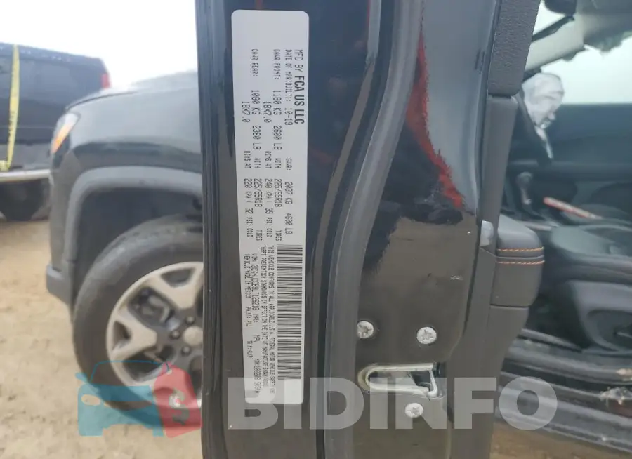 3C4NJDCB9LT128218 Photo# 13
