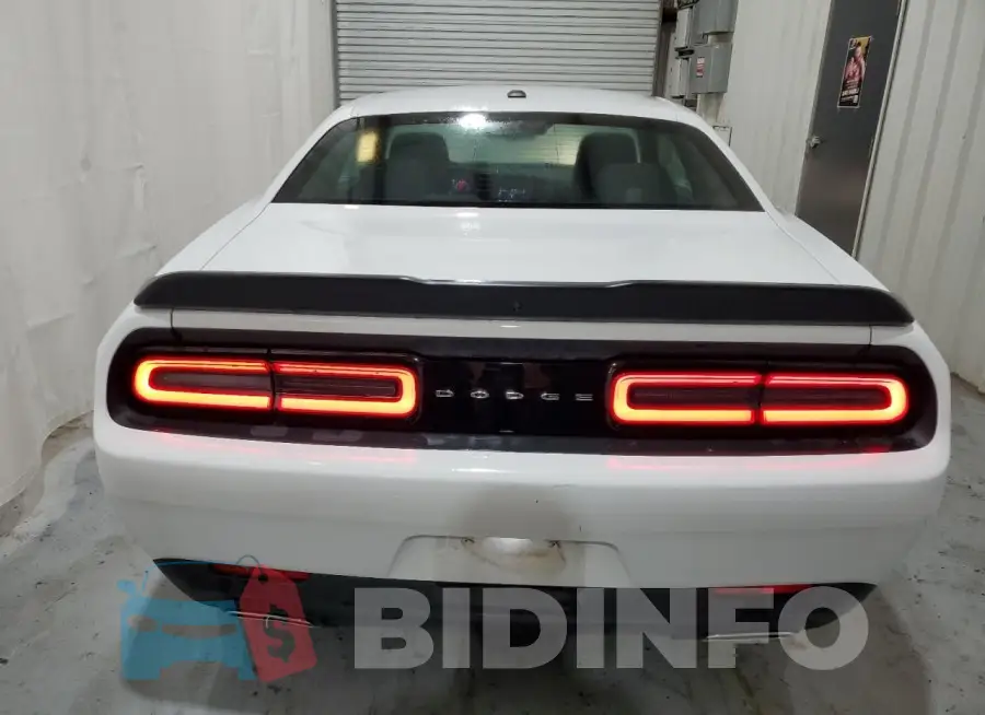 2C3CDZJG1PH558421 Photo# 6