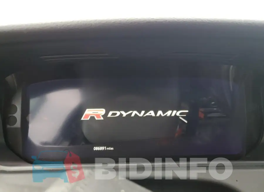 SALYM2RX8JA759941 Photo# 9