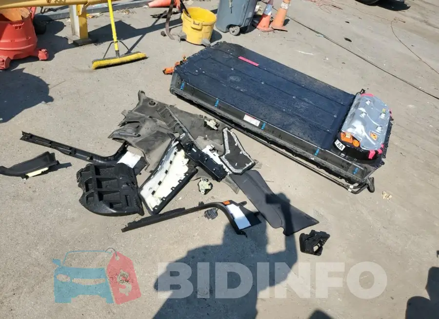 5YJ3E1EB6KF481326 Photo# 12