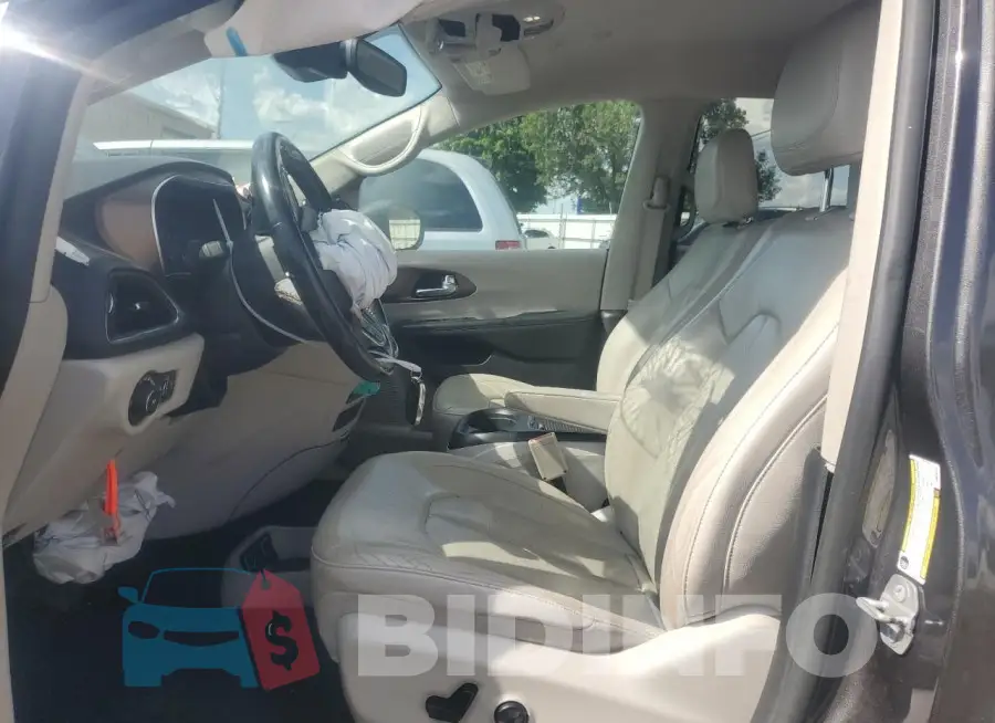 2C4RC1EG5KR616120 Photo# 7