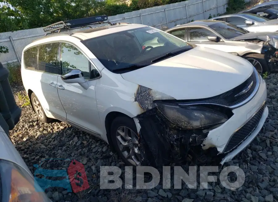 2C4RC1GG8JR292253 Photo# 4
