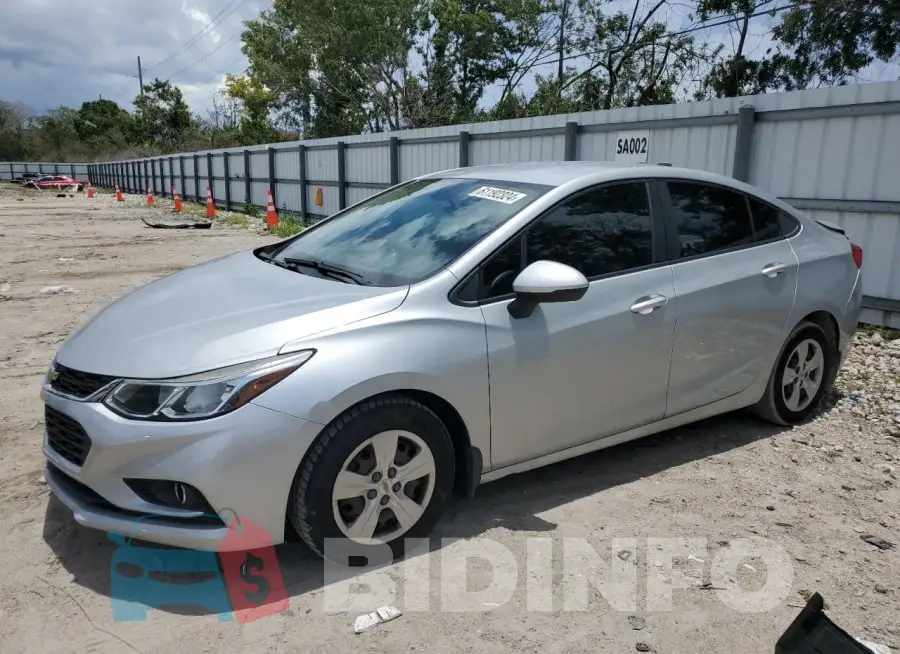 1G1BC5SM9J7241327 Photo# 1