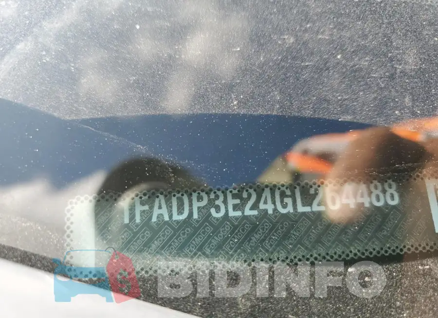 1FADP3E24GL264488 Photo# 13