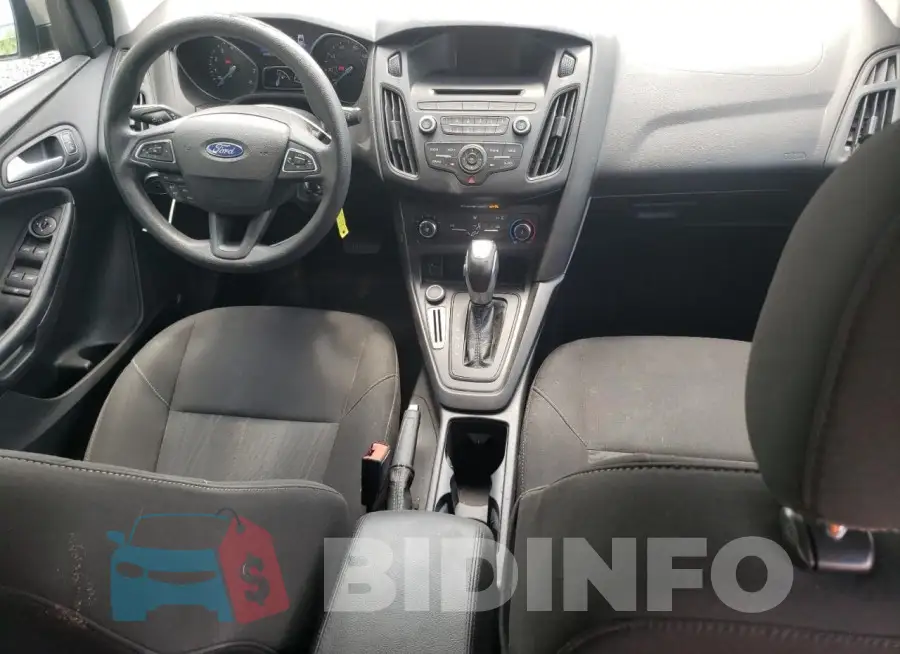 1FADP3F20GL340805 Photo# 8