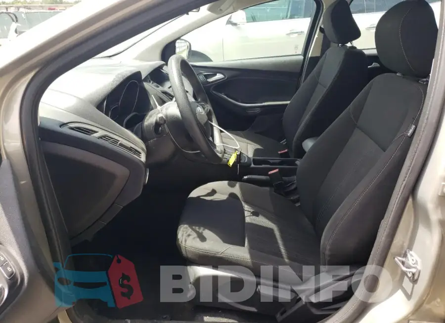 1FADP3F20GL340805 Photo# 7