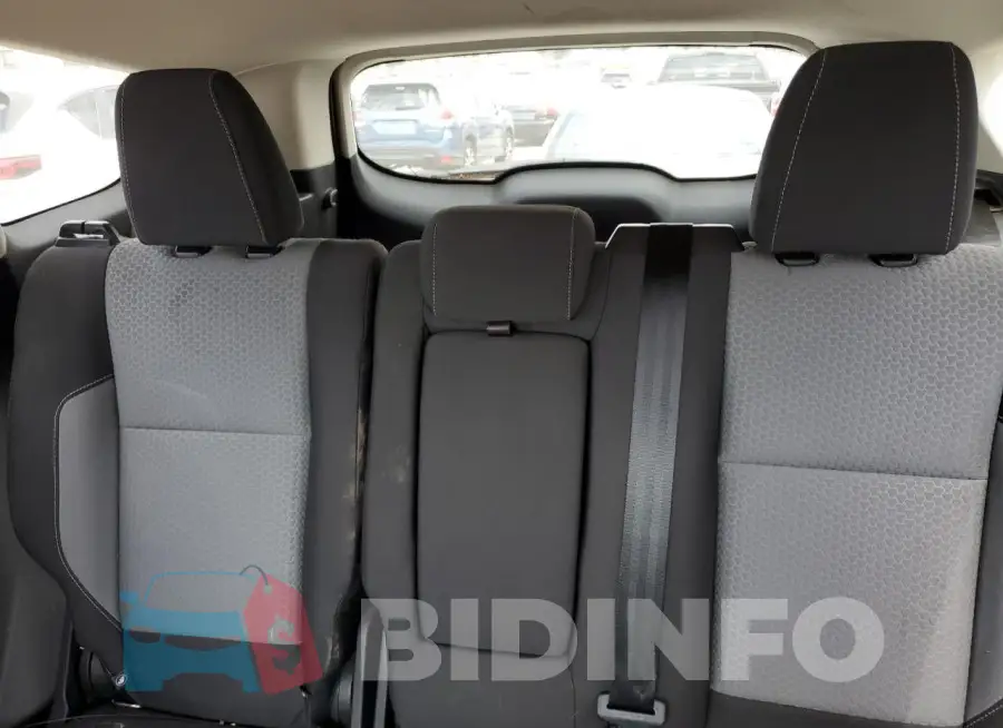 1FMCU9GD4HUD27712 Photo# 10
