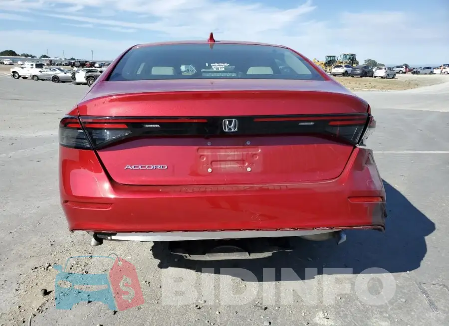 1HGCY1F23PA010614 Photo# 6