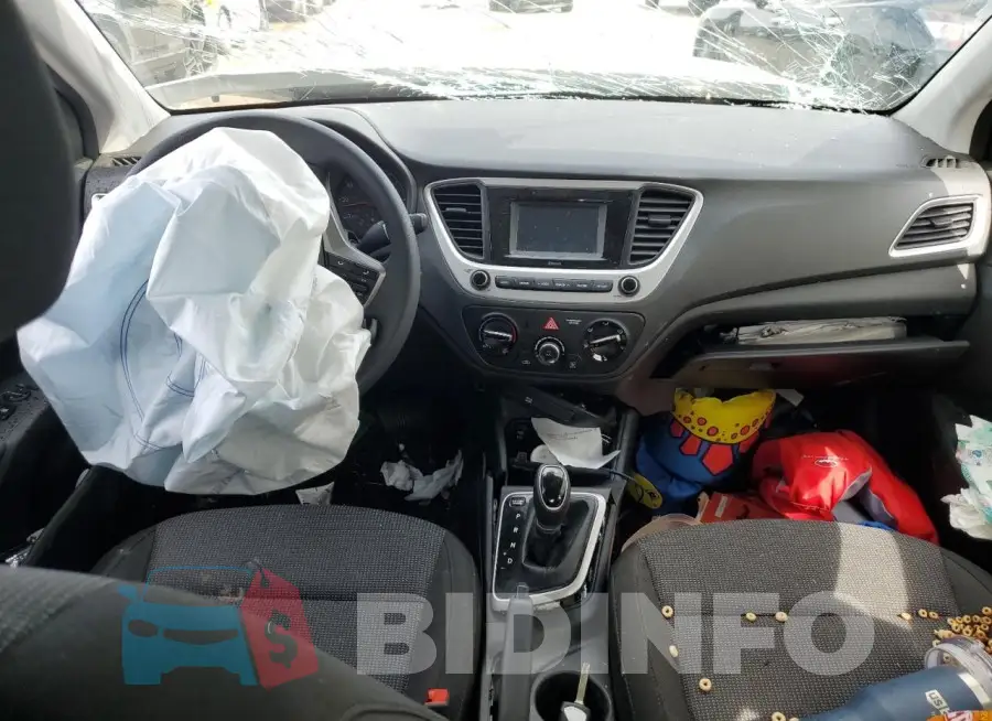3KPC24A67NE187172 Photo# 8