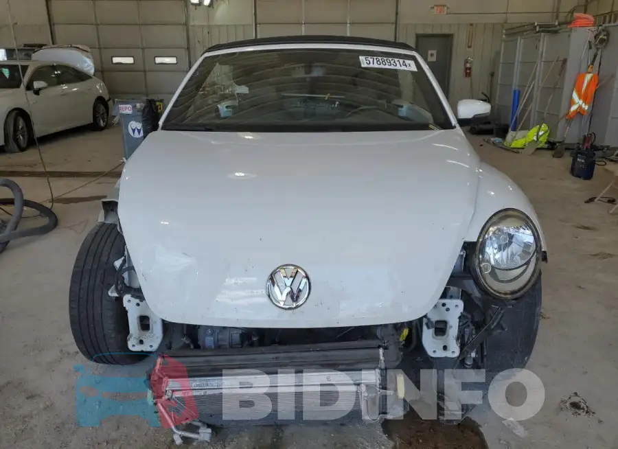 3VW5DAAT9JM504521 Photo# 5