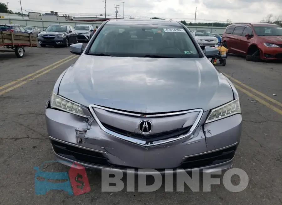 19UUB1F31FA025822 Photo# 5