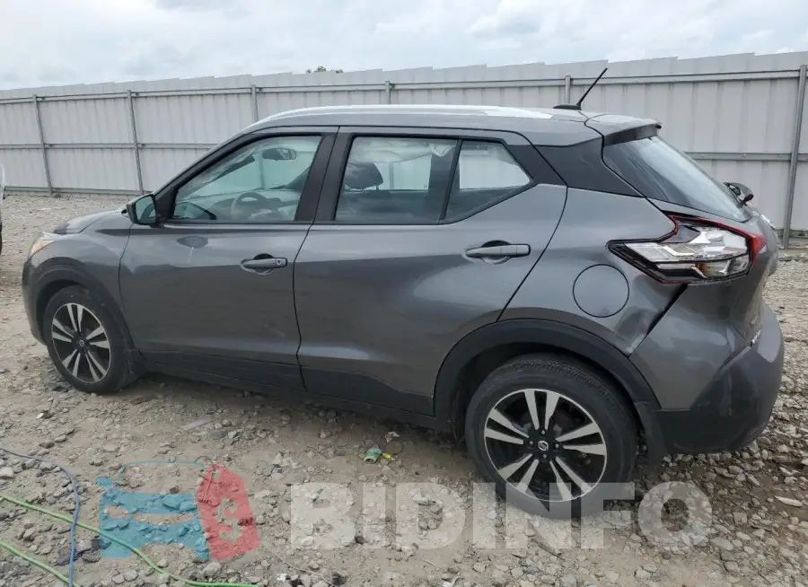 3N1CP5CU4JL511657 Photo# 2
