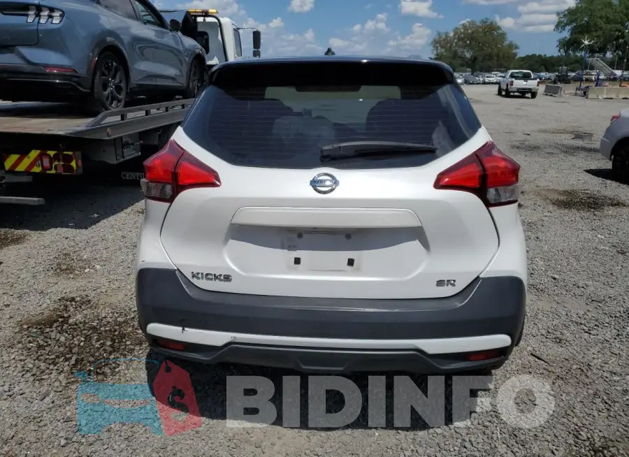 3N1CP5CU6JL506234 Photo# 6