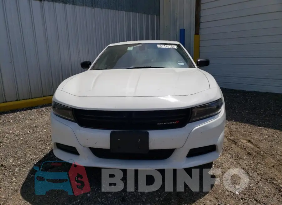 2C3CDXBGXPH563961 Photo# 5