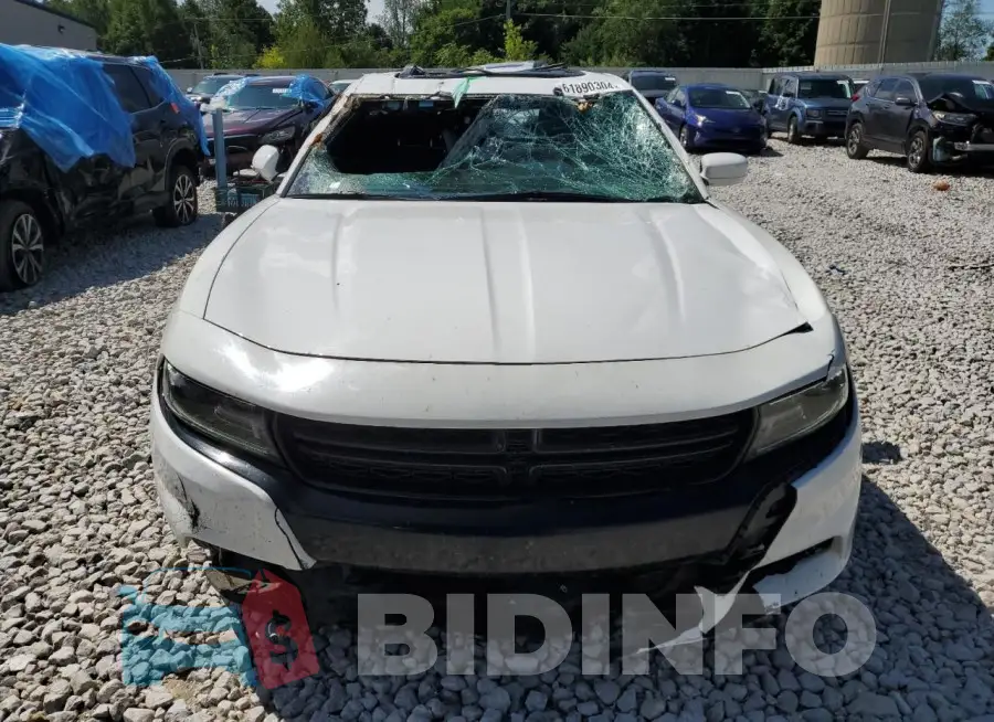 2C3CDXJG1FH779066 Photo# 5