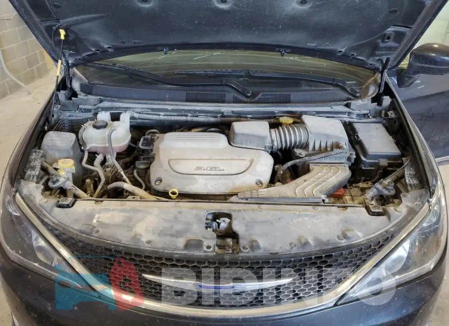 2C4RC1EGXKR597872 Photo# 12
