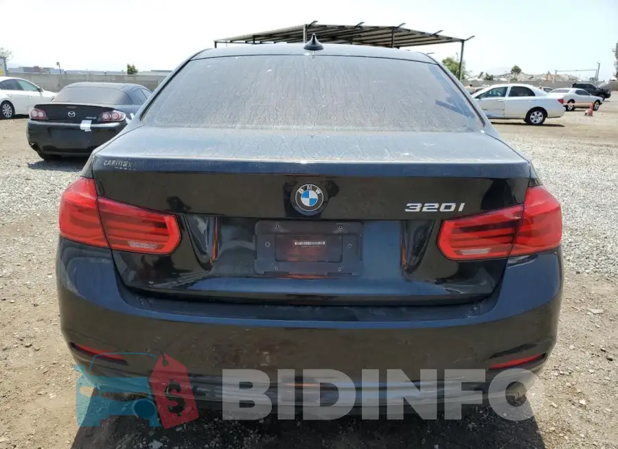 WBA8E1G5XGNT99327 Photo# 6
