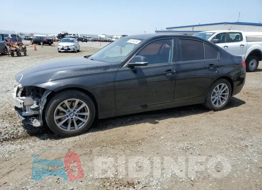 WBA8E1G5XGNT99327 Photo# 1