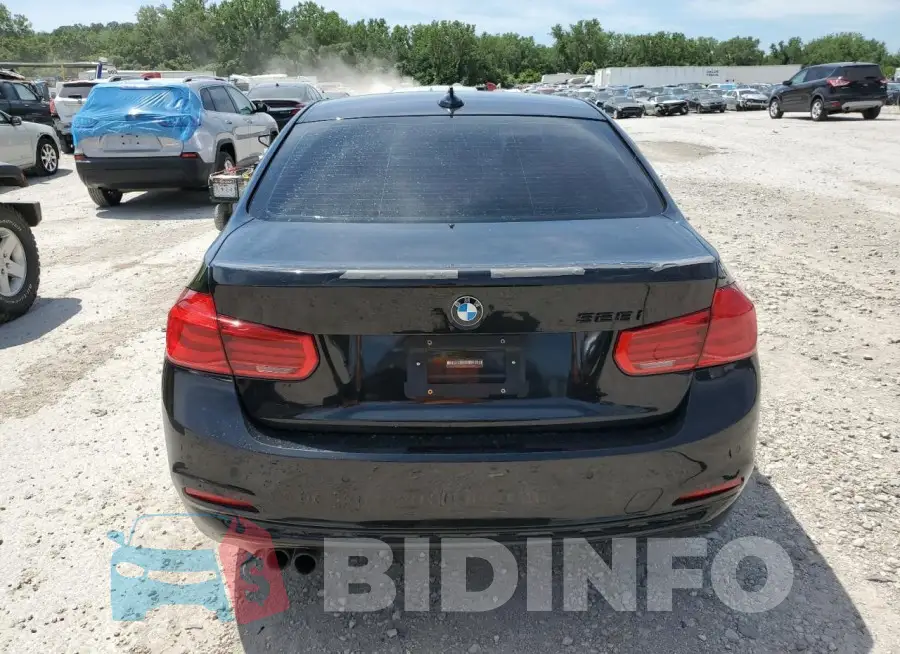 WBA8E3G5XGNU02917 Photo# 6