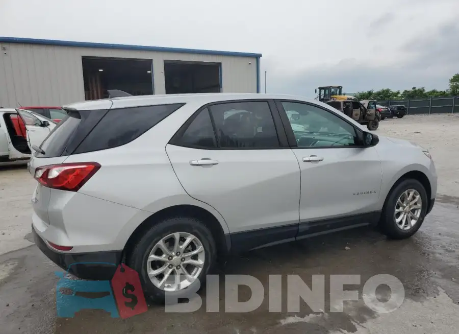 2GNAXHEV4M6140124 Photo# 3
