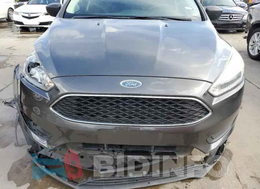 1FADP3E26JL325671 Photo# 5
