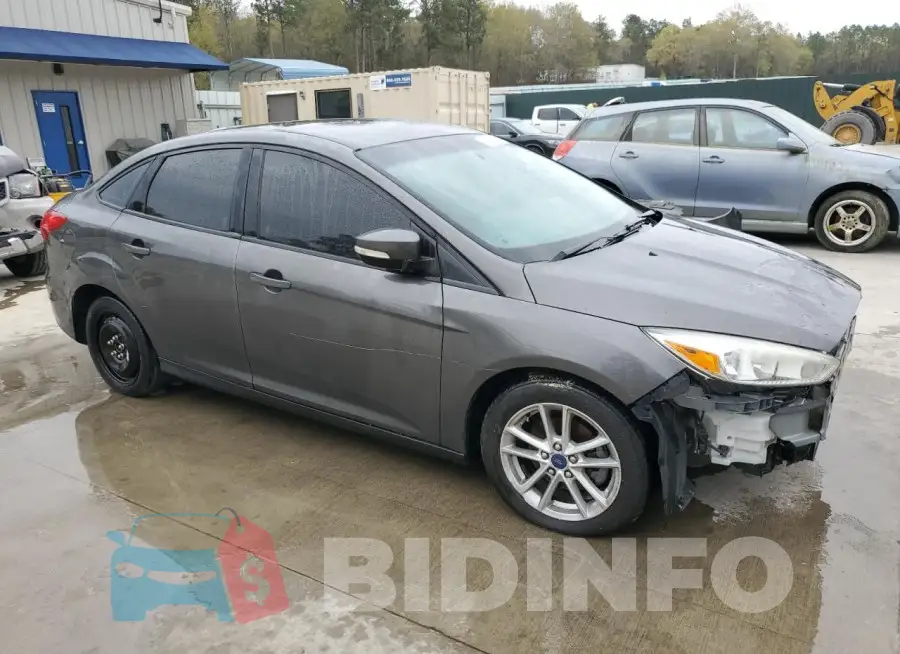 1FADP3F27FL345062 Photo# 4