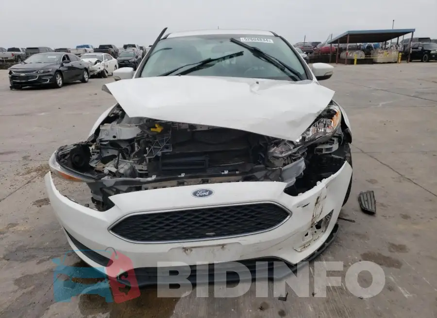 1FADP3F27HL303204 Photo# 5