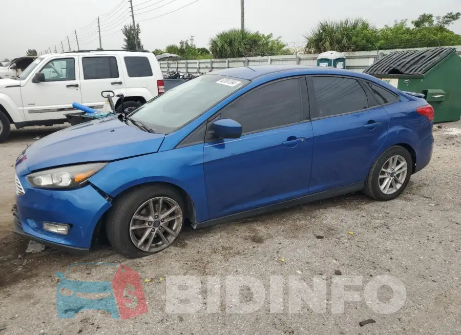 1FADP3F2XJL231792 Photo# 1