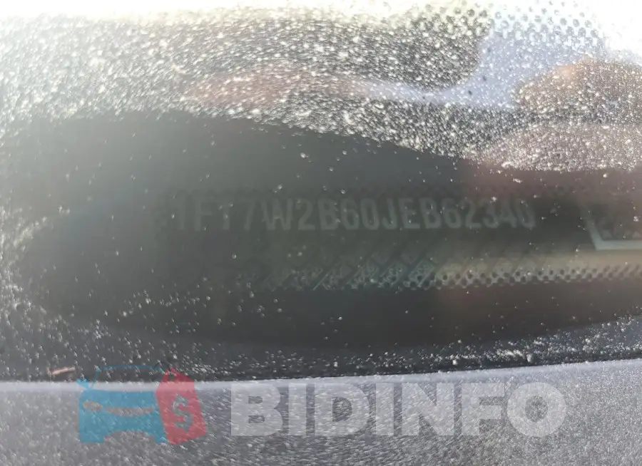 1FT7W2B60JEB62340 Photo# 12