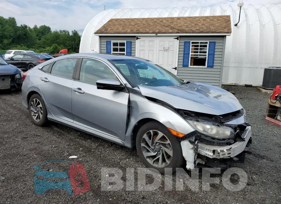 19XFC2F75HE005036 Photo# 4