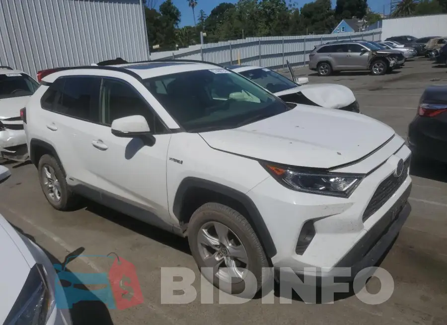 JTMRWRFV8MD118017 Photo# 4