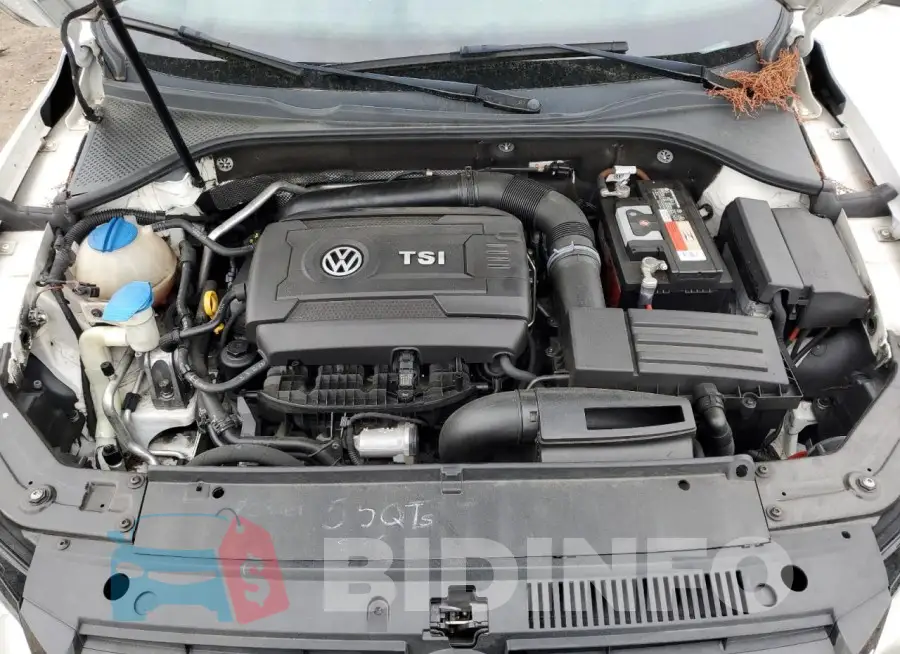 1VWBT7A37FC002575 Photo# 11