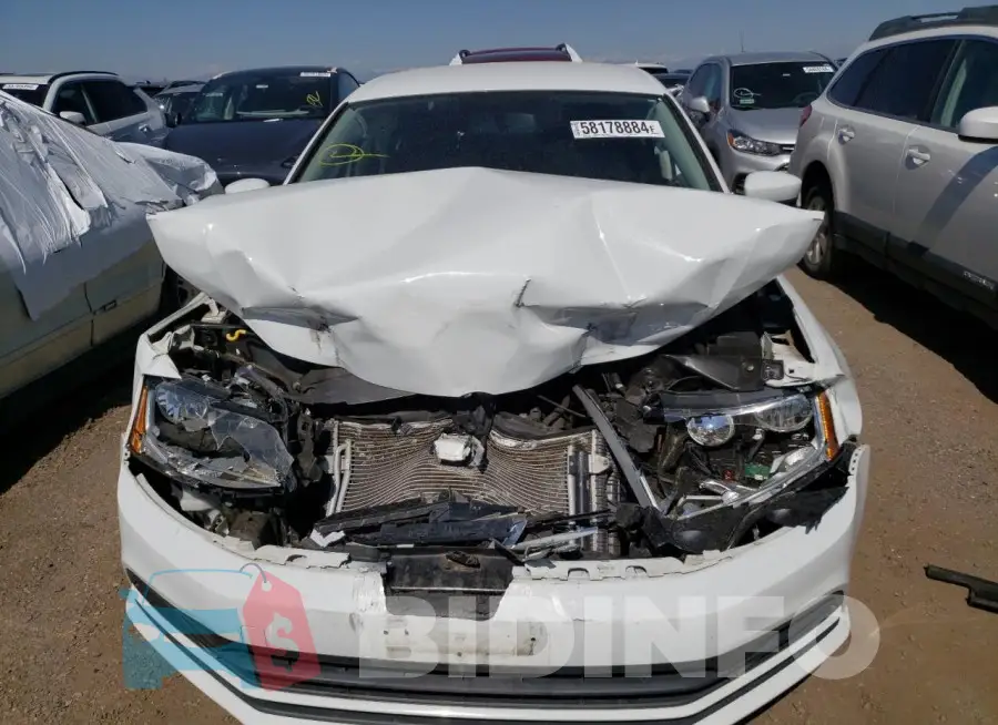 3VW2B7AJ6HM370295 Photo# 5