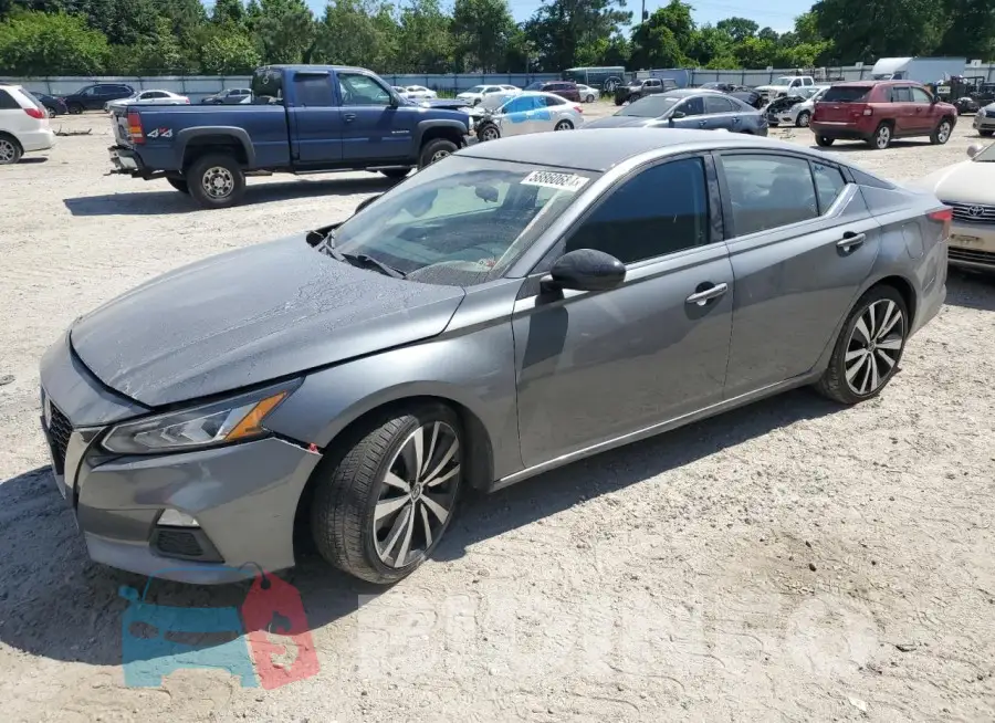 1N4BL4CV3LN310543 Photo# 1