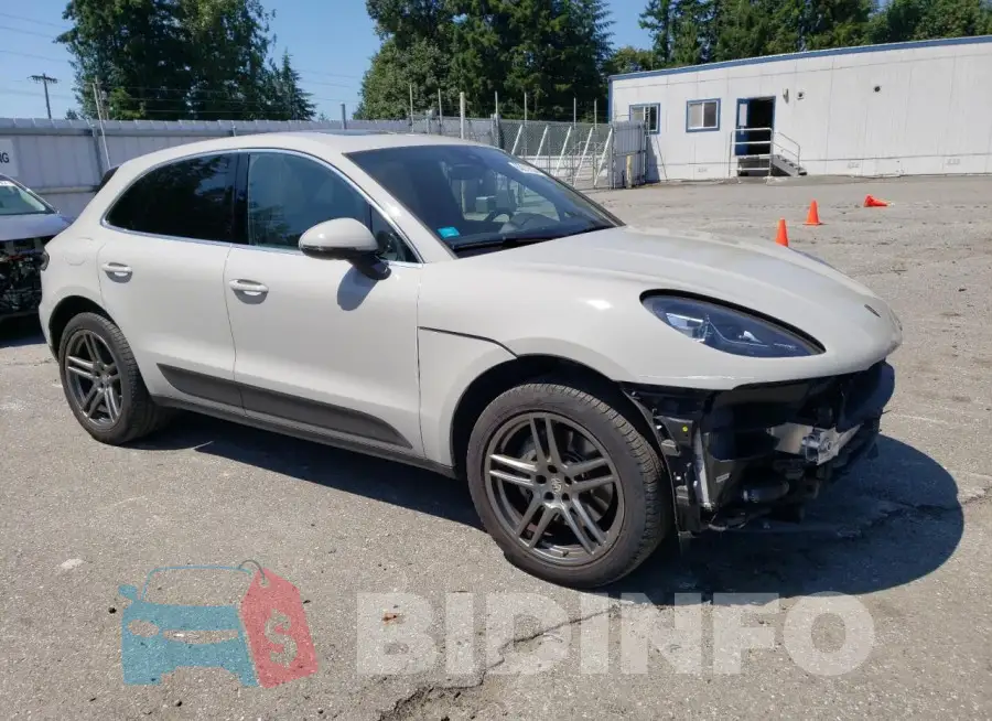 WP1AB2A53MLB35352 Photo# 4