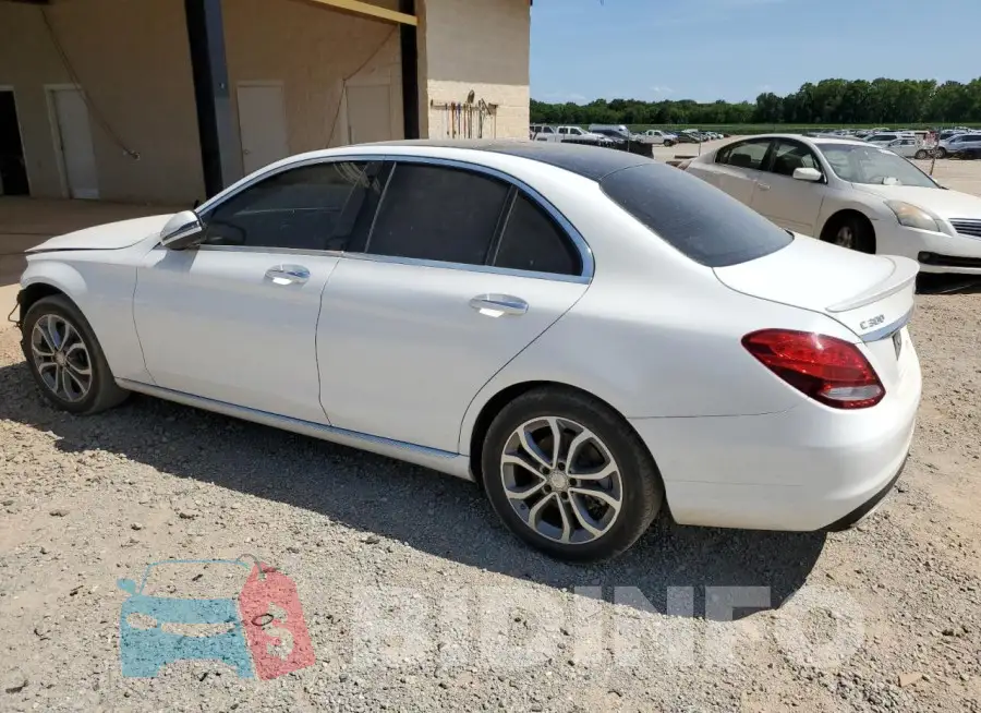 WDDWF4KB3GR180827 Photo# 2
