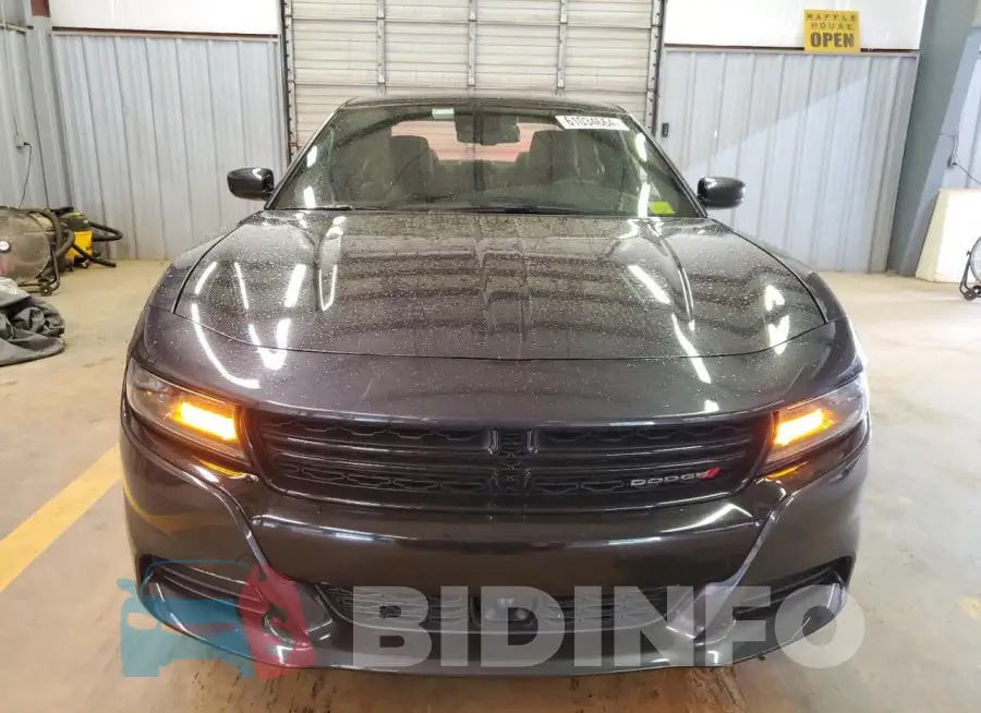 2C3CDXJG1GH164485 Photo# 5
