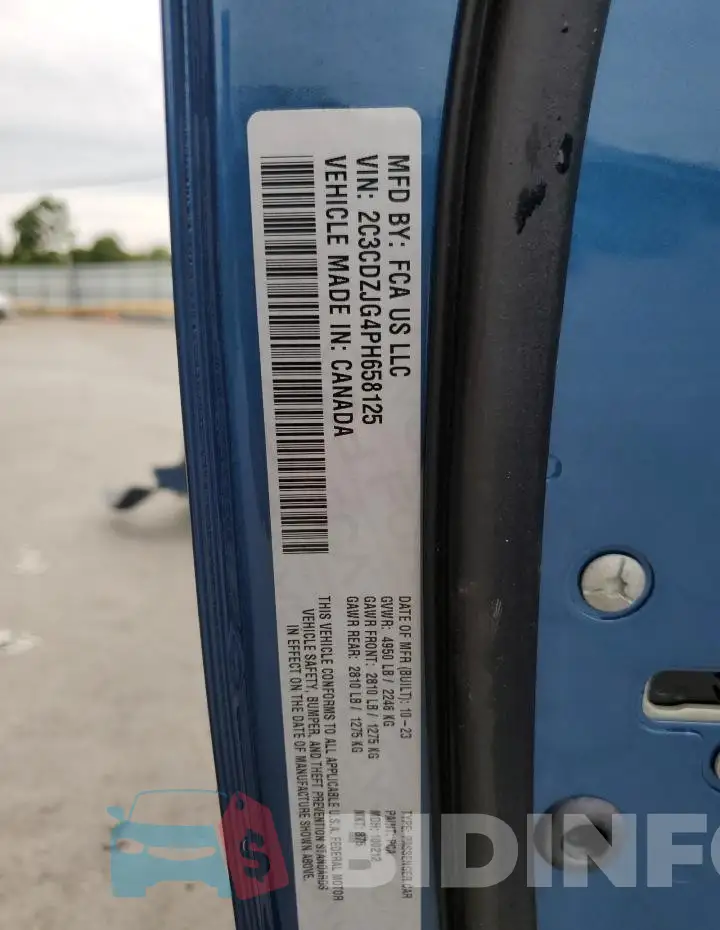 2C3CDZJG4PH658125 Photo# 12