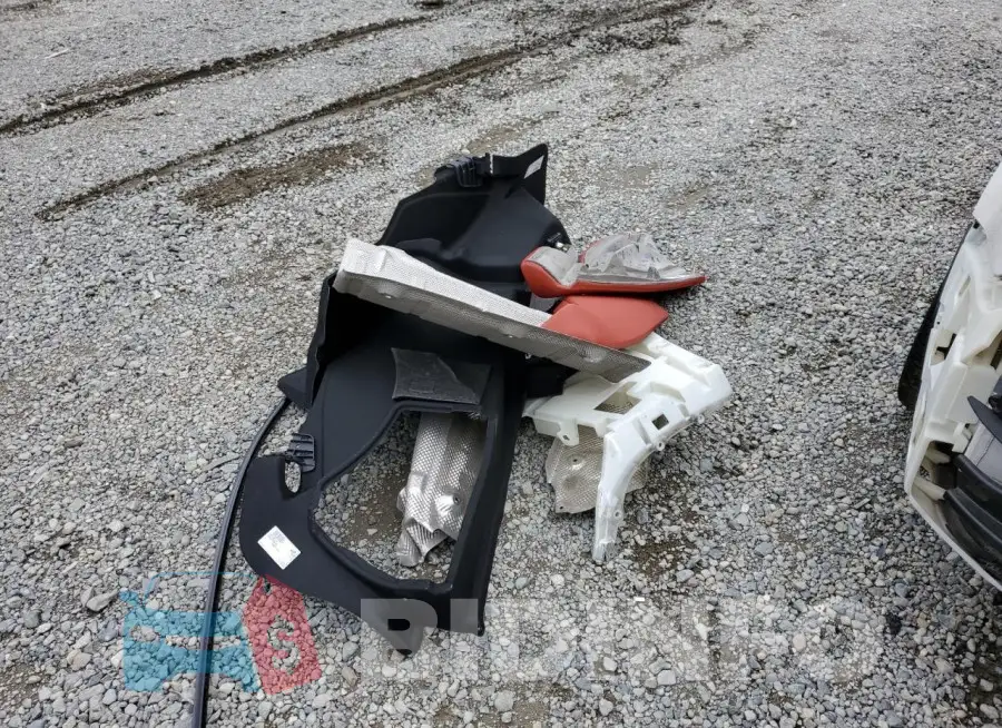 WBS8M9C5XJ5J79986 Photo# 12