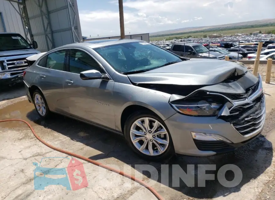 1G1ZD5ST0RF111831 Photo# 4