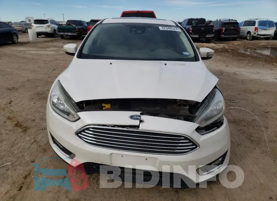 1FADP3J22HL235403 Photo# 5