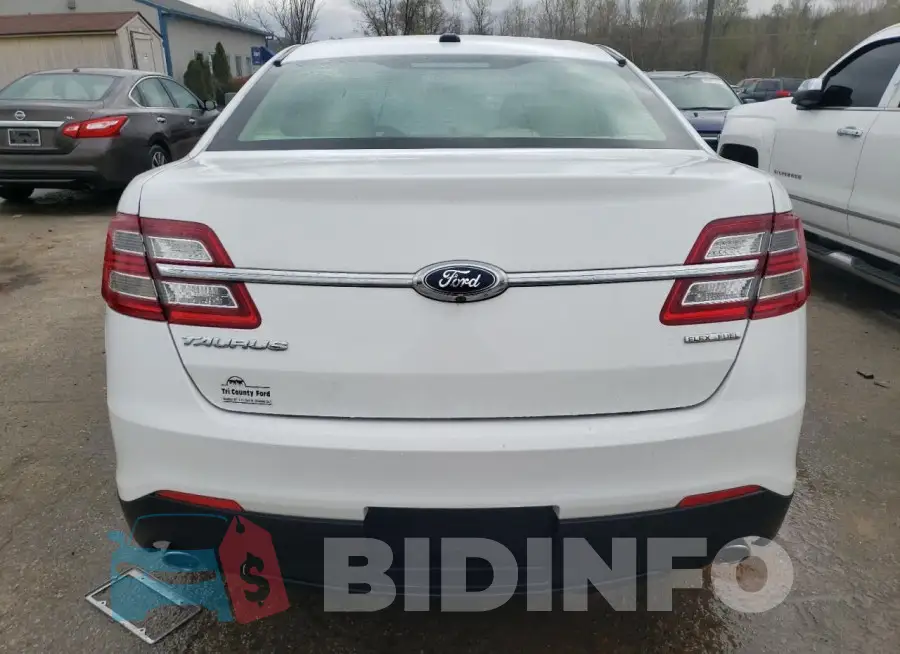 1FAHP2D87JG123187 Photo# 6