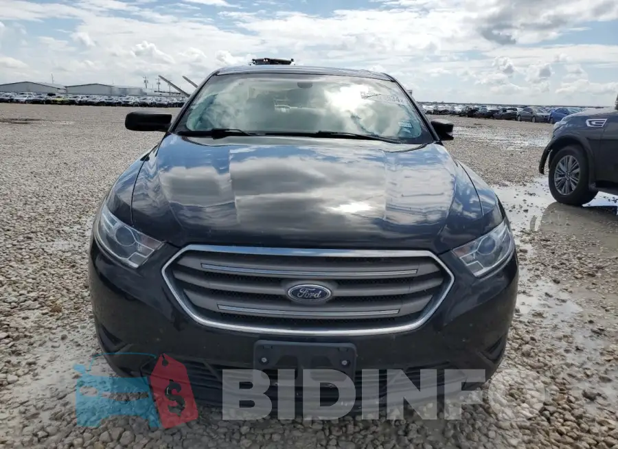1FAHP2D88JG137289 Photo# 5