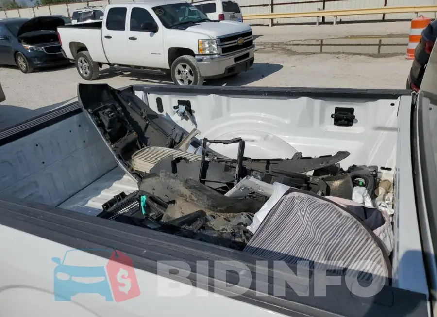 1FTMF1CP6GFA44851 Photo# 10